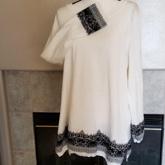 NY Collection Sweaters - New Yor Collection Women's Sweater